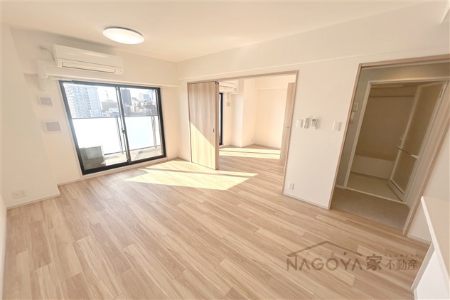 S-RESIDENCE高岳ardent リビング