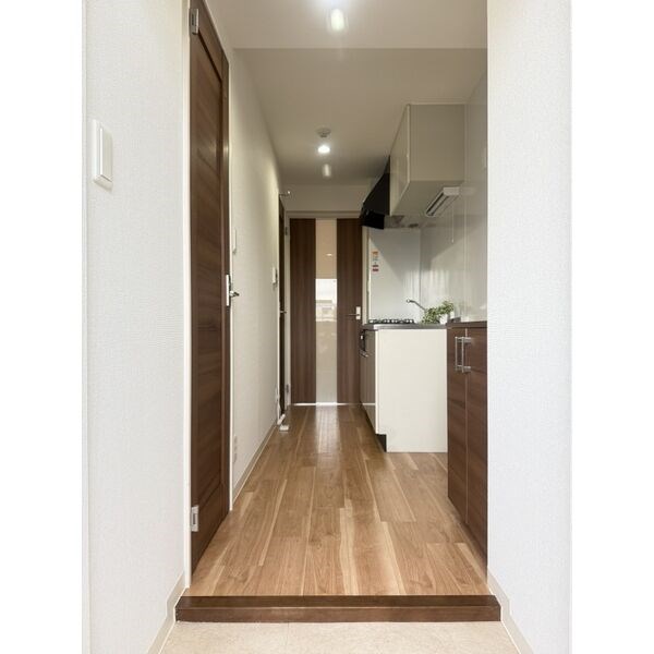 サニーハイツ新瑞橋 玄関