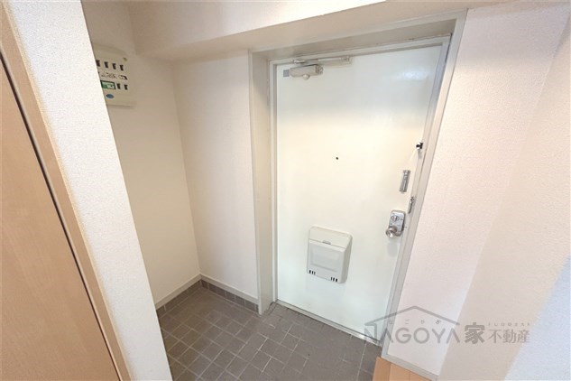 みくもハイツ 玄関