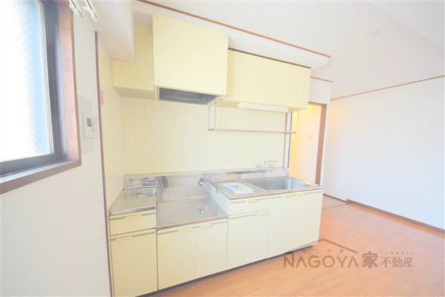 パークサイドメゾン伏見 キッチン