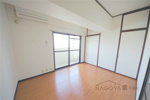 パークサイドメゾン伏見 ベッドルーム