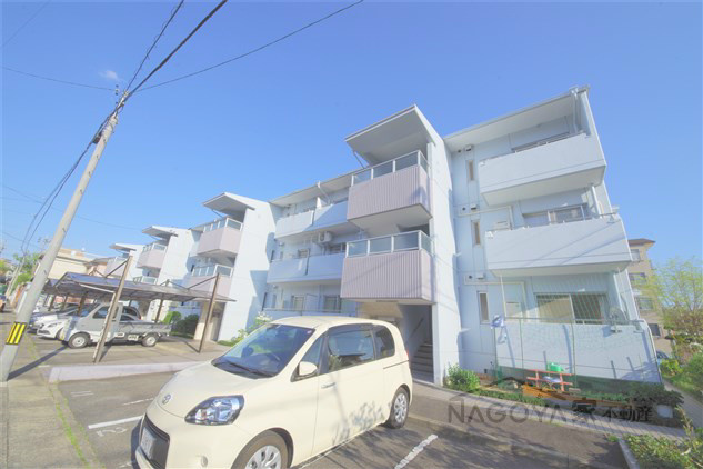 シャトー春山 外観写真