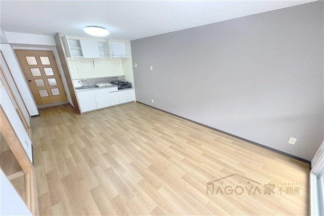 シャトー春山 リビング