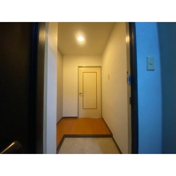 コーラル志賀 玄関