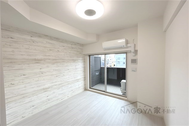 プレサンス新栄ユリシス リビング