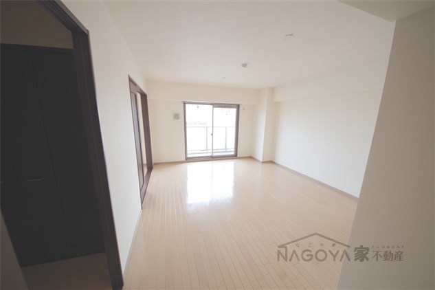 カーサビアンカ黒川 リビング