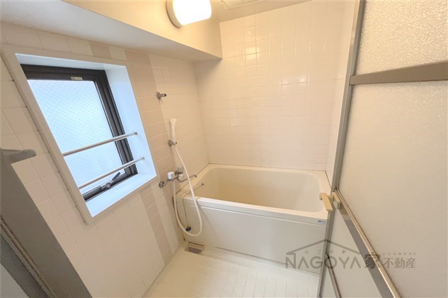 ロイヤル牛巻第１ 風呂画像