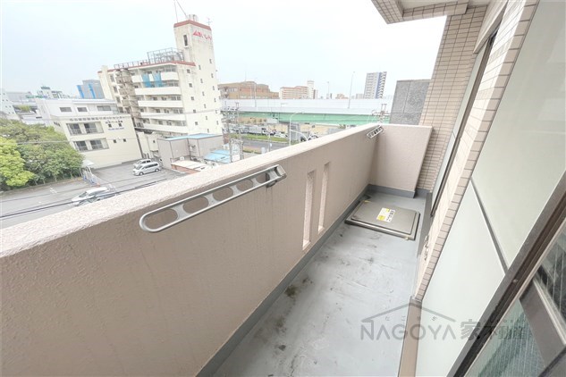 ロイヤル牛巻第１ ベランダ