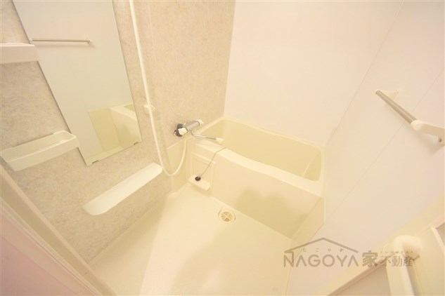 Ｓｈａｍｒｏｃｋ 風呂画像