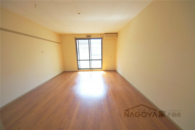 エトワール代官町 リビング