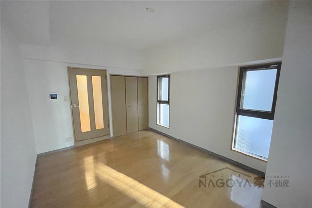 エスタシオン新栄 ベッドルーム