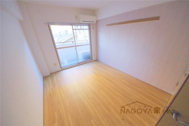 セントラルハイツ筒井 リビング