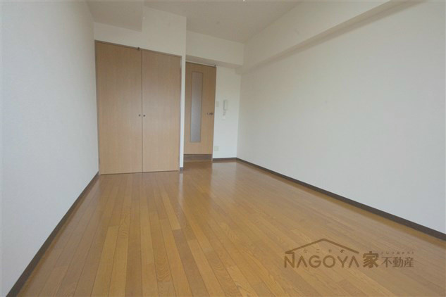 プロビデンス桜山 ベッドルーム