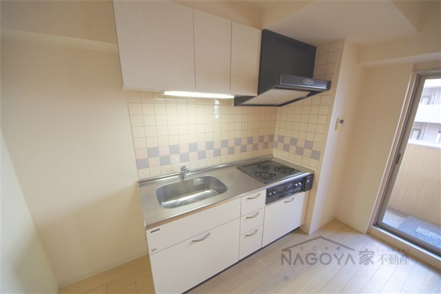 サンエスケーイワタ丸の内 キッチン