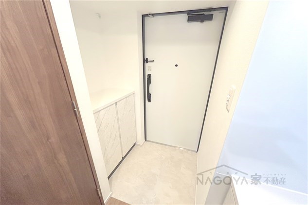 S-RESIDENCE高岳駅前awake 玄関