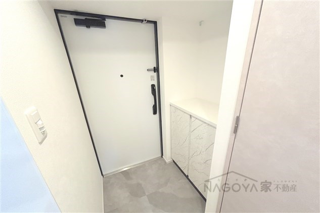 S-RESIDENCE高岳駅前awake 玄関