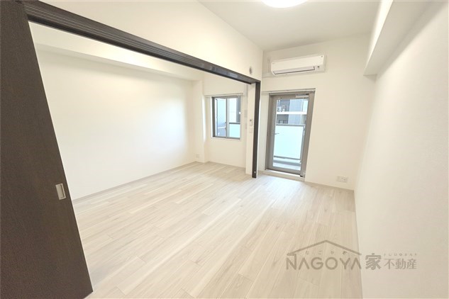 エステムコート名古屋TWIN EAST リビング