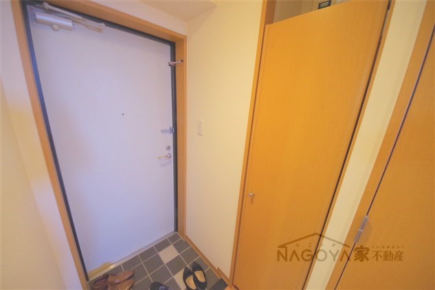 アンナマリーミズホ 玄関