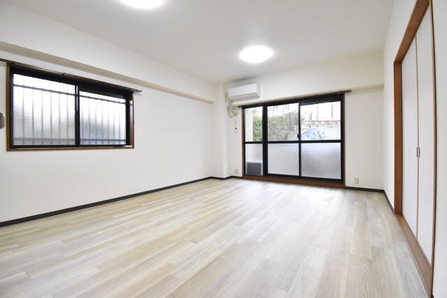 エストマール川名 リビング