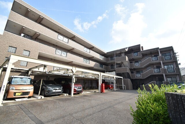 エストマール川名 外観写真