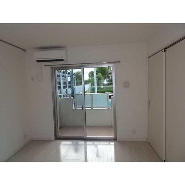 プレミアコート星ヶ丘 リビング