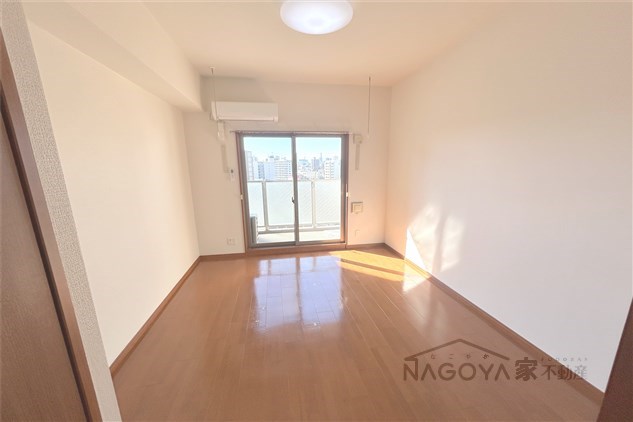 レーベスト平安 リビング