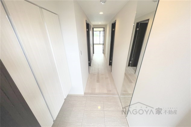 レジーナヒルズ覚王山 玄関