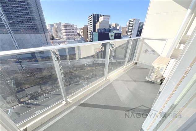 CORNES HOUSE NAGOYA ベランダ