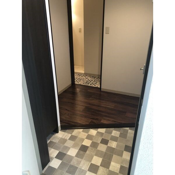 ウェスト　メゾン　マルキーズ 玄関