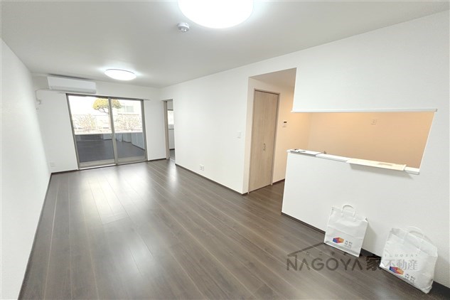 ブルームひまわり リビング