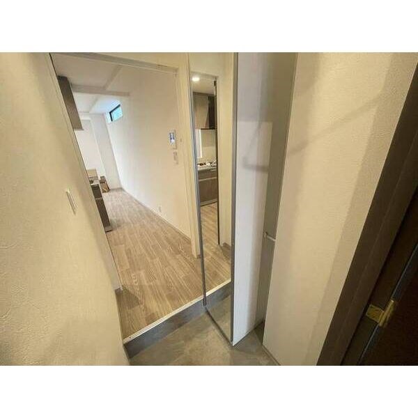 ミルノア尾頭橋 玄関