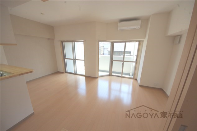 ヴィラエーデル大須 リビング