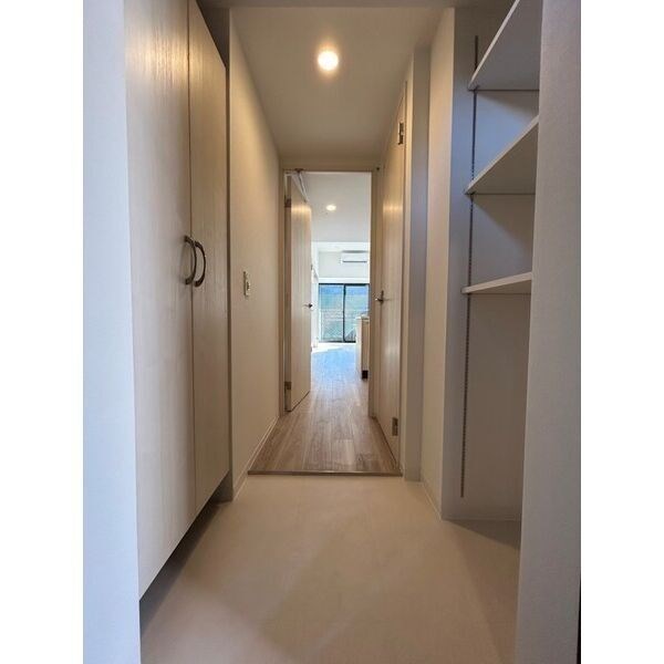 LiveFlat千種WEST 玄関