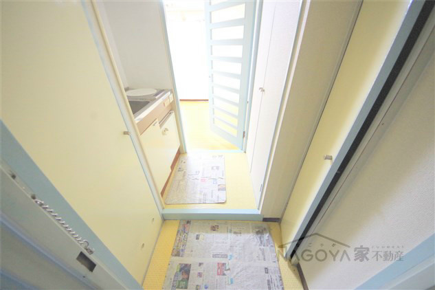 第３メゾン吾妻 玄関