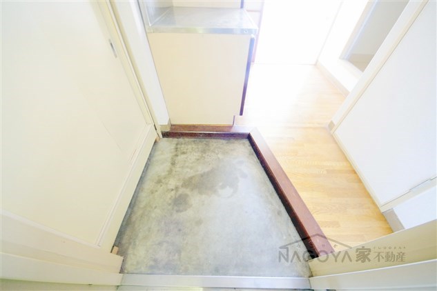 スクエア橘 玄関