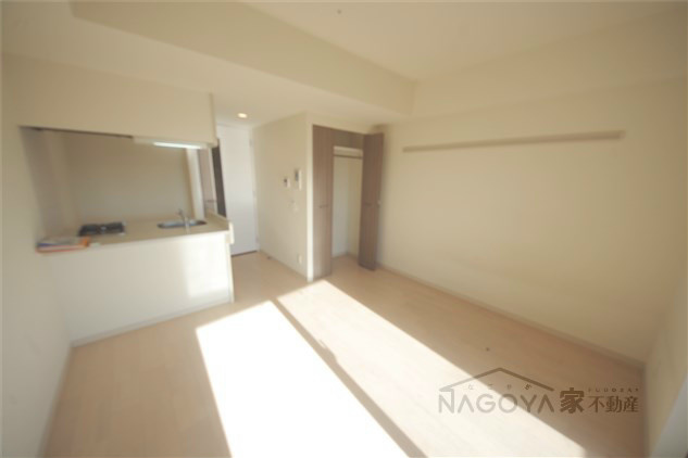 プレサンスＳＡＫＡＥリバースタイル ベッドルーム