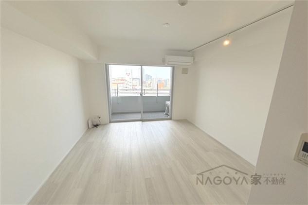 グラン・アベニュー西大須 リビング