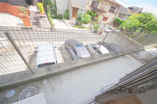 エーリ東山公園 ベランダ