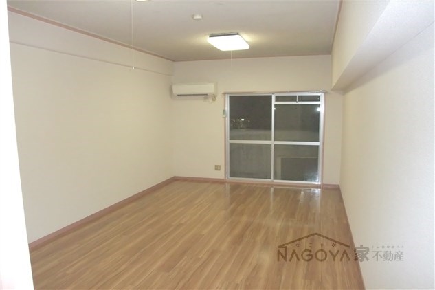 ハウス108車道 リビング