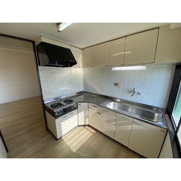 URBAN STAGE ナゴヤ キッチン