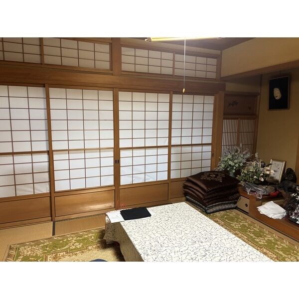 烏森町戸建 リビング