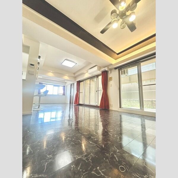 ユーフォリア虹ヶ丘 リビング