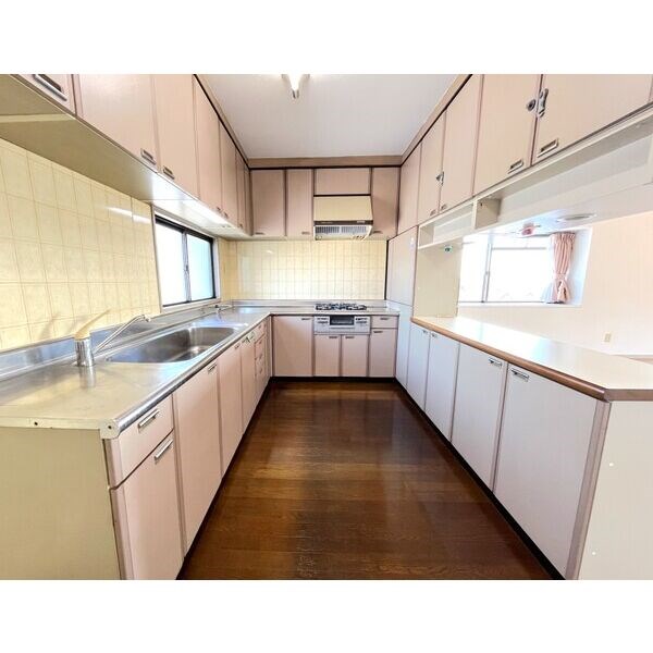 ルミエール鯛取 キッチン