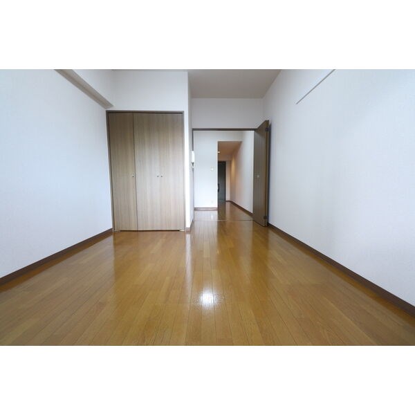 キャッスル若宮 ベッドルーム