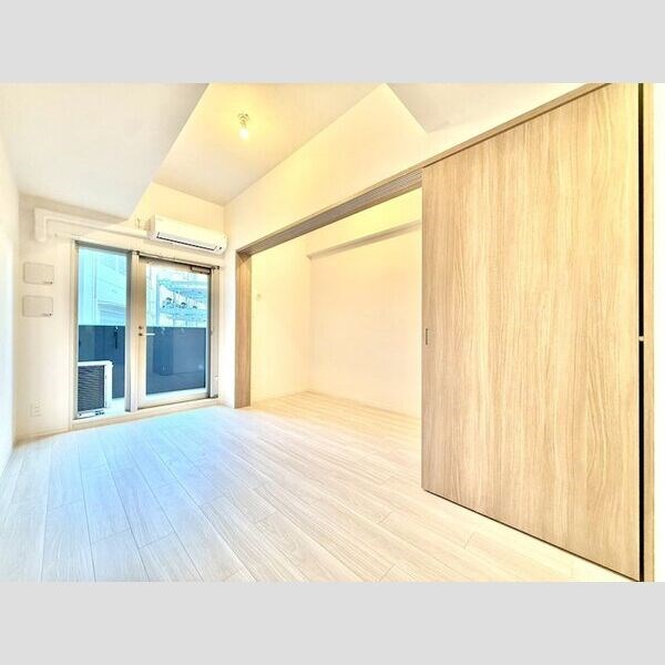 エスリード ザ・レガリア新栄ALTAIER リビング