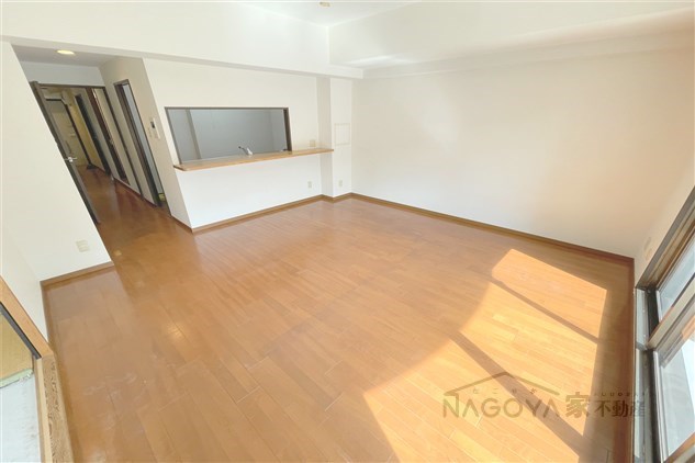 クレストヒルズ東山 リビング