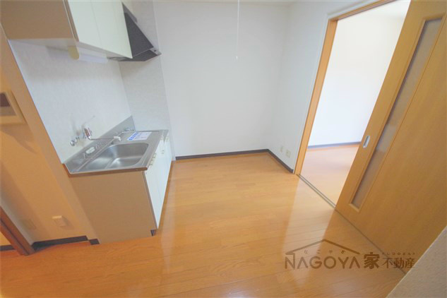 プリミエール川名 リビング