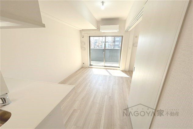 エスリード志賀本通ザ・フロント リビング