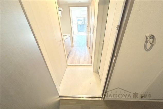 エスリード志賀本通ザ・フロント 玄関