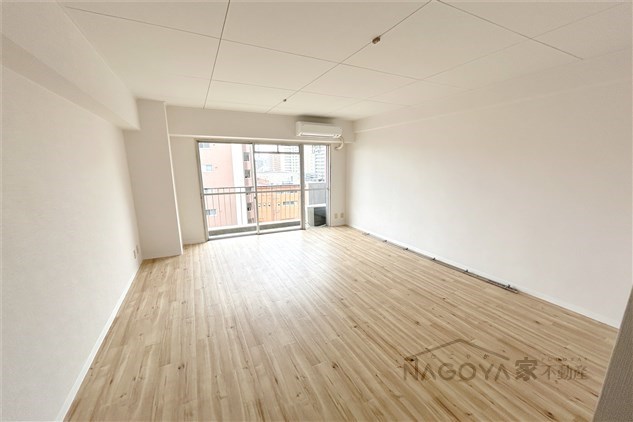 八晃ビル リビング